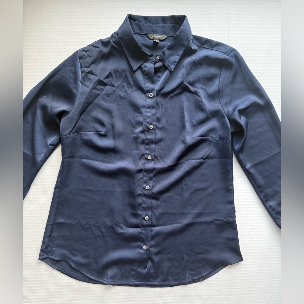 Banana Republic Silky Classic Shirt Button-Up Preppy Navy Size S - Picture 5 of 11